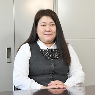 先輩社員