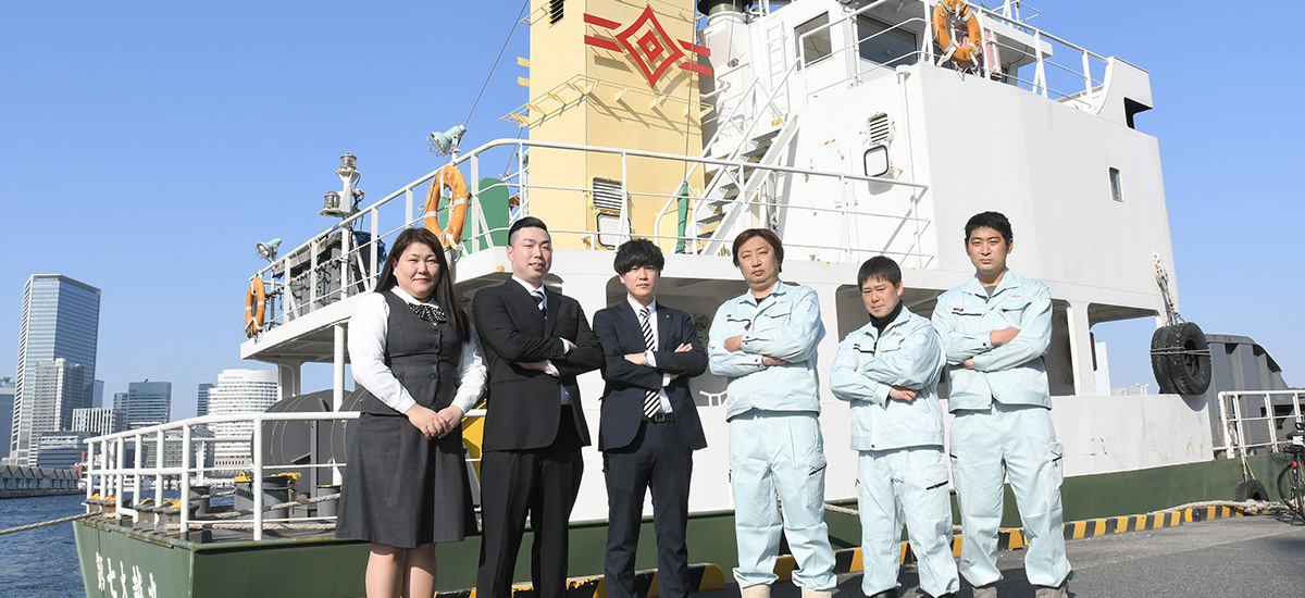 社員の集合写真