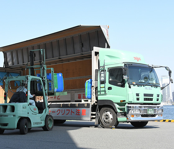 貨物自動車運送事業